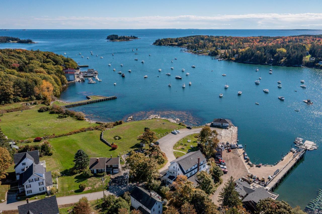 East Wind Inn & Suites Tenants Harbor Exteriör bild