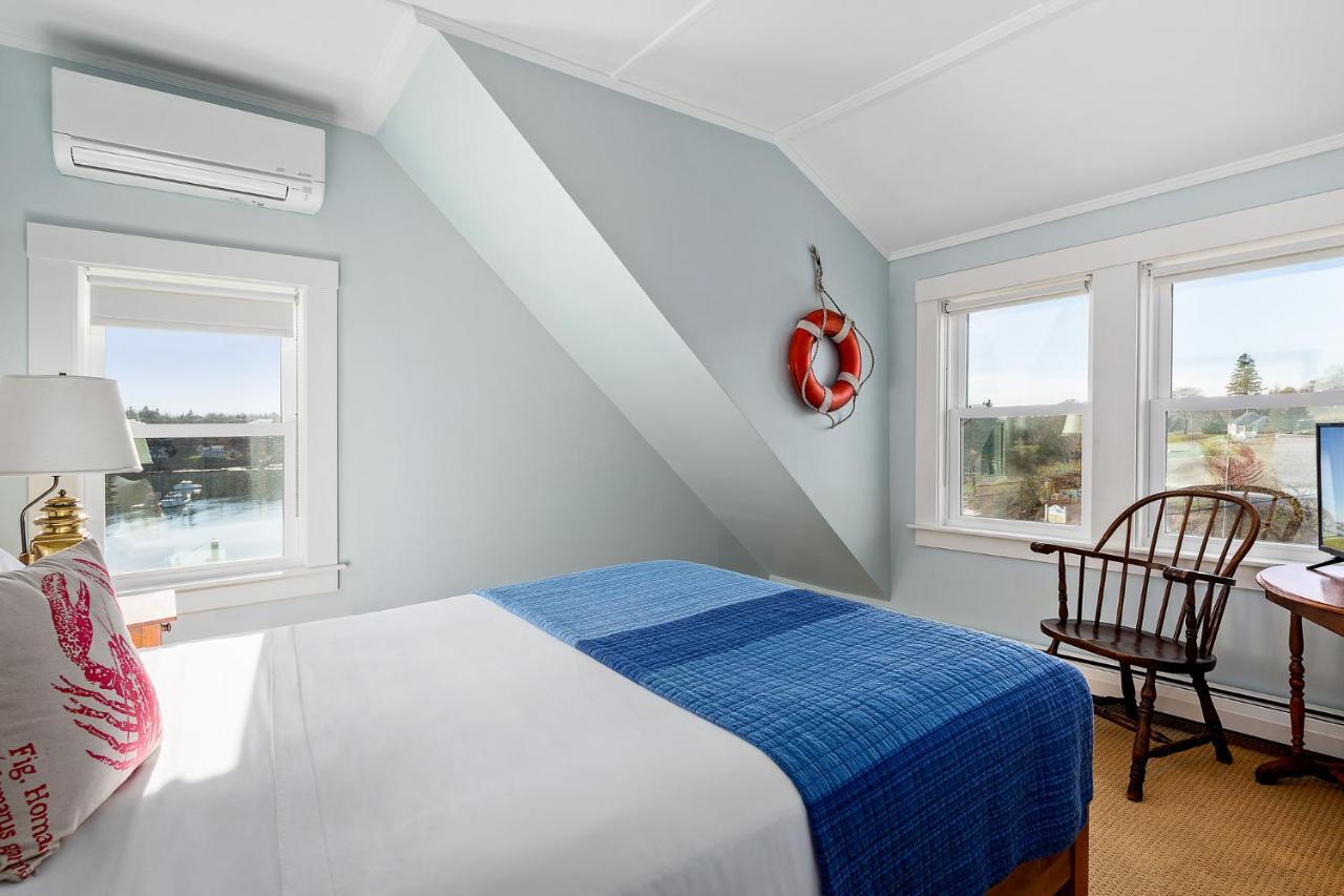 East Wind Inn & Suites Tenants Harbor Exteriör bild