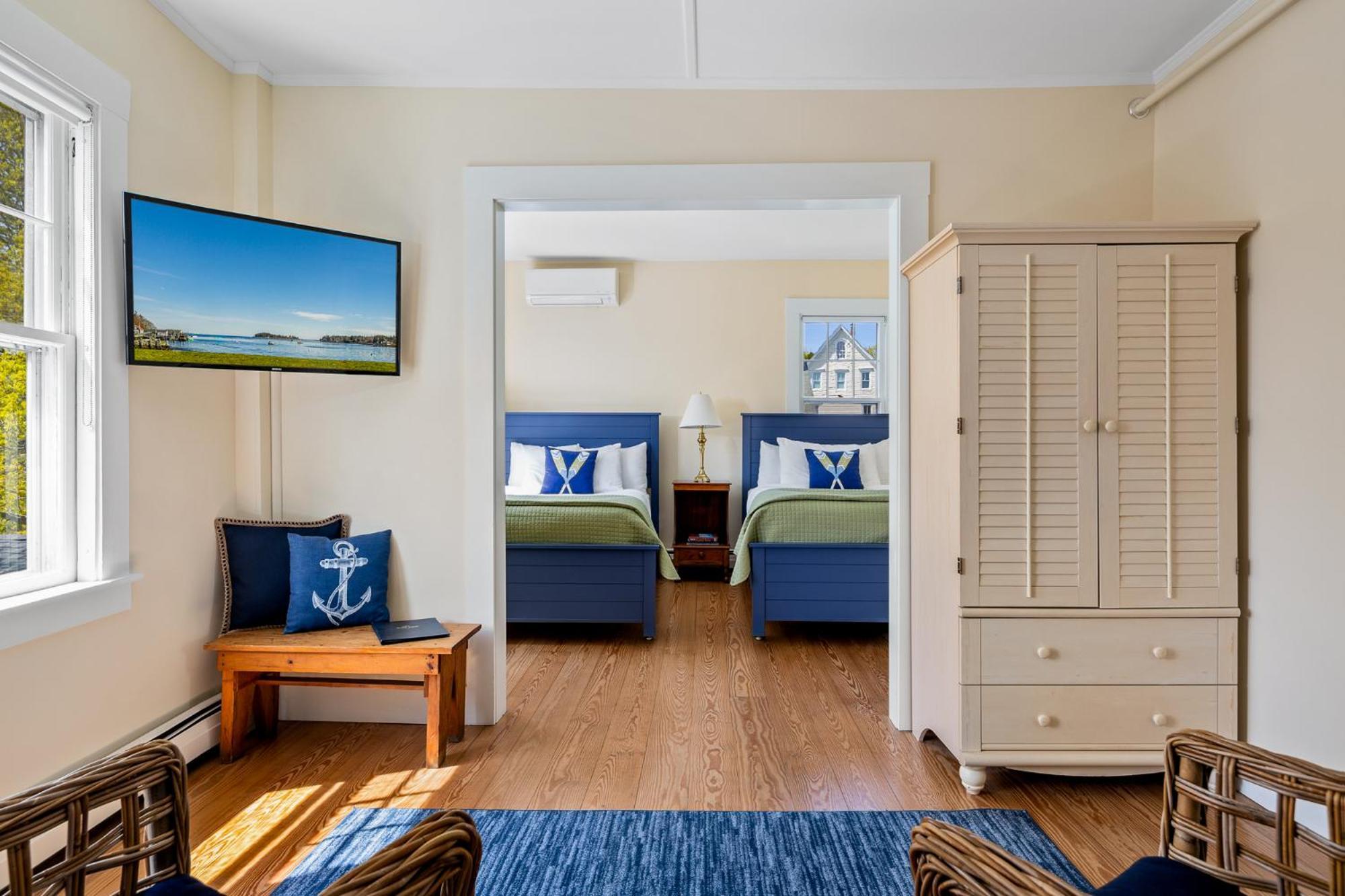 East Wind Inn & Suites Tenants Harbor Exteriör bild